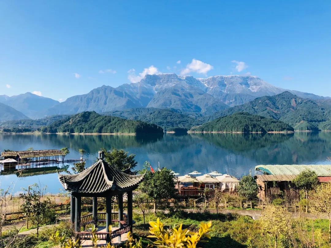 瓦屋山风景区照片图片