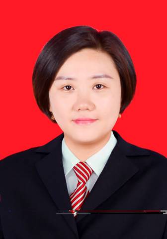 王文琼（红）